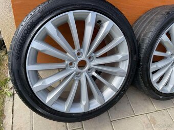 Phoenix Trinity silber orig.skoda Superb3V 5x112 8jx19 ET 4 - 4