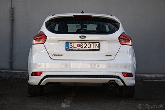 Ford Focus 1.5 EcoBoost ST Line - 4