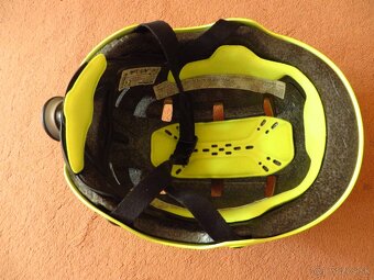 Prilba na korčule, kolobežku, skateboard - veľ. S - 4
