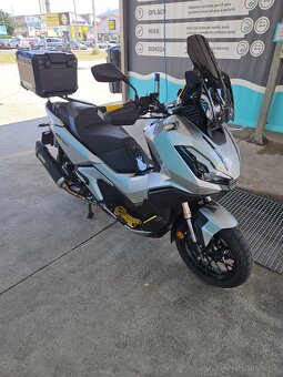Honda ADV 350 - 4