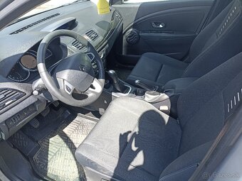 Renault Megane 3 1.6 16V 74Kw - 4