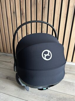 Vajíčko / autosedačka Cybex Cloud G i-size Plus Moon Black - 4