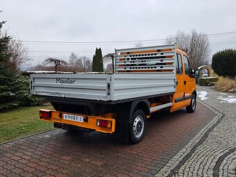 Predám 6 MIESTNU dodávku Renault Master - 4