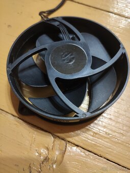 ✅ Xbox RGH 250, KINECT, 2x Joy + 50 HIER ✅ - 4