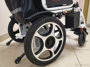 Predám elektrický invalidný vozík AT52304 Antar 250 W  2 - 4