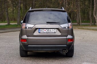 Mitsubishi Outlander 2.2 DI-D, diesel, 4x4, 7.miestne - 4