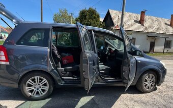 Opel zafíra - 4