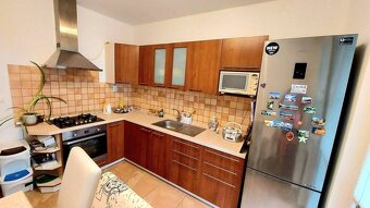 ALL INCLUSIVE REAL / IZBA NA PRENÁJOM V 3 IZBOVOM BYTE- - 4