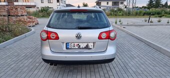 Predam Volkswagen Passat B6 Variant 2.0 TDI 103 KW . 2008 - 4