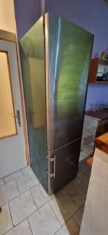 Chladnička s mrazničkou - 4