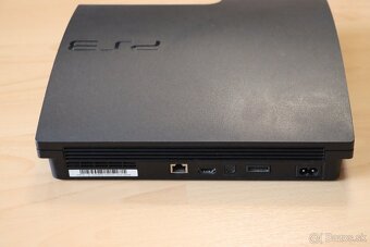 PS3 SLIM CECH-3004B | 2x ovládač | 5 hier | Komplet kab. - 4