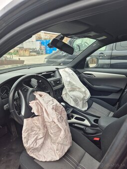 Bmw x1 2,0d - 4