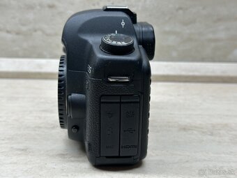 Canon EOS 5D Mark II - 4