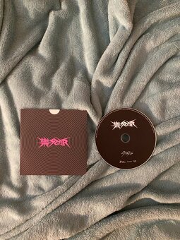 Album ROCK-STAR - 4