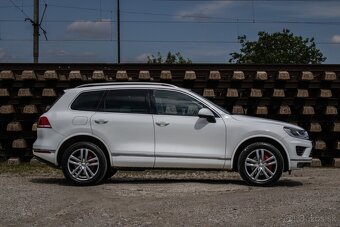 Volkswagen Touareg II 3.0 V6 TDI BMT 4MOTIONMountain - 4