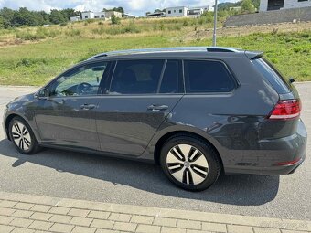 Volkswagen GOLF 1.6 TDi 7,5 Highline 2019 FULL LED - 4