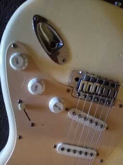 elektrická gitara, squier bullet strat - 4