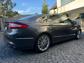 Ford Mondeo Vignale - 4