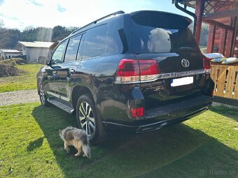 Toyota Land Cruiser Premium 200 - 4