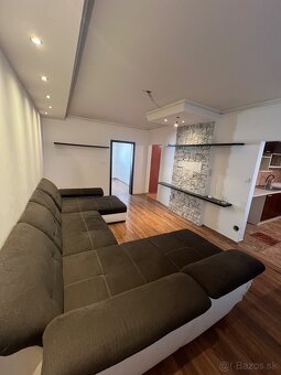 ZĽAVA  Svetlý 3-izbový byt po rekonštrukcii - 4