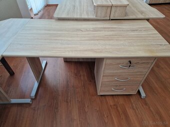 Písacie stolíky - 4