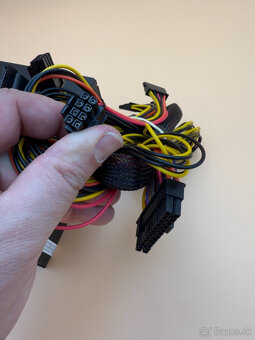 Predám použitý zdroj do počítača 1stCool WHITE STORM 450 W - 4