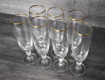 Slovenské fúkané sklo na šampanské a sekt. - 4