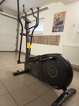 Predám eliptický trenažér Domyos 520 - 4