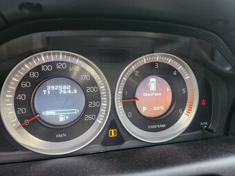 Volvo XC60 2,4D AWD 120KW - 4
