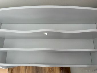 Polička na hračky - 4