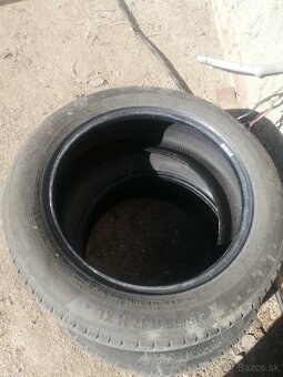 Predam gumy celoročne r17 215 /55 - 4
