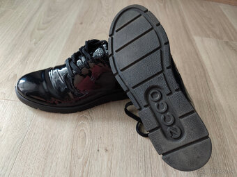 damske lakovky ECCO velkost 39 - 4