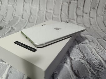 Apple Iphone SE 2020 128GB - 4