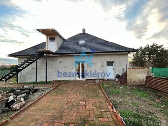 Bez maklérov predám slnečný dom v lokalite Veľké Zálužie ID - 4
