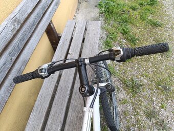 Predám horský bicykel a kolobežku - 4