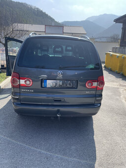 Volkswagen Sharan 2,0 TDI - 4