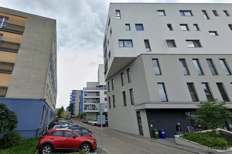 Prenajom krytého Garážového státia Hliny Žilina - 4
