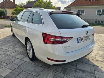 Škoda Superb - 4