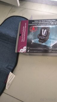 Chladiaca podložka do autosedačky pre bábätko - 4