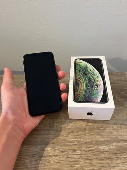 iPhone Xs 256 GBSpace Gray Výborný stav s krabicou - 4