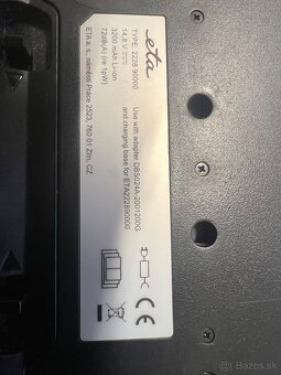 Roboticky vysavač ETA - 4