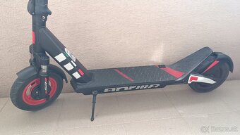 Elektrická kolobežka Aprilia ESR2 - 4