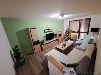 Predám 4izbový byt v Revúcej - 4