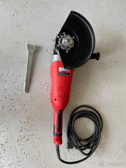 Milwaukee AG24-230E a DEC230 - 4