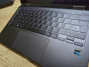 Otocny a dotykovy OLED Samsung Galaxy Book 3 360 s 8gb ram i - 4