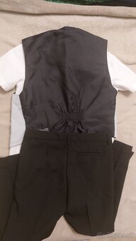 Predam slavnostny komplet v.122/128 - 4