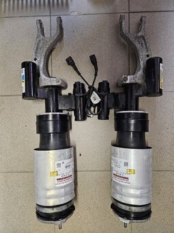 Tesla Model X 2015-2021 - 4