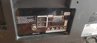 LCD TV SAMSUNG LE26B350F1W 26" / 66cm - 4