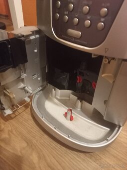 DeLonghi Magnifica Pronto Cappuccino - 4