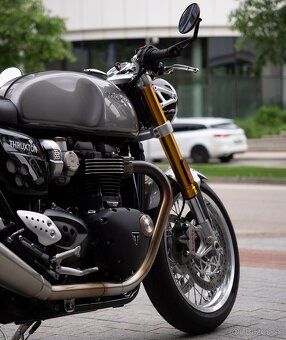 Triumph Thruxton 1200R - 4